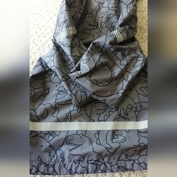 H&M dark Gray Dinosaur Print rain Jacket size 6/7 - Picture 4 of 13
